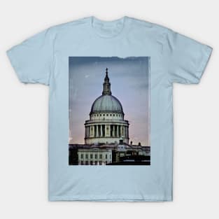 St Pauls Cathedral, London T-Shirt